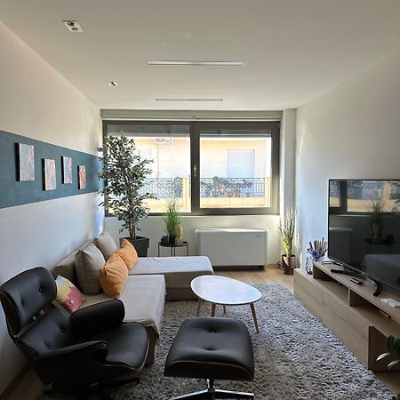 Urban Apartment Amaliada Zewnętrze zdjęcie